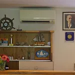 Dedeminn Marina Hotel