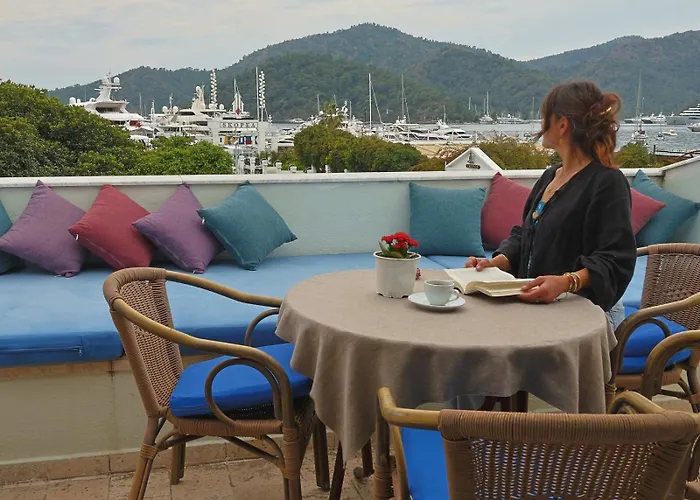 Dedeminn Marina Hotel 3*