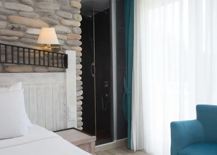 Hotel Dedeminn Marina