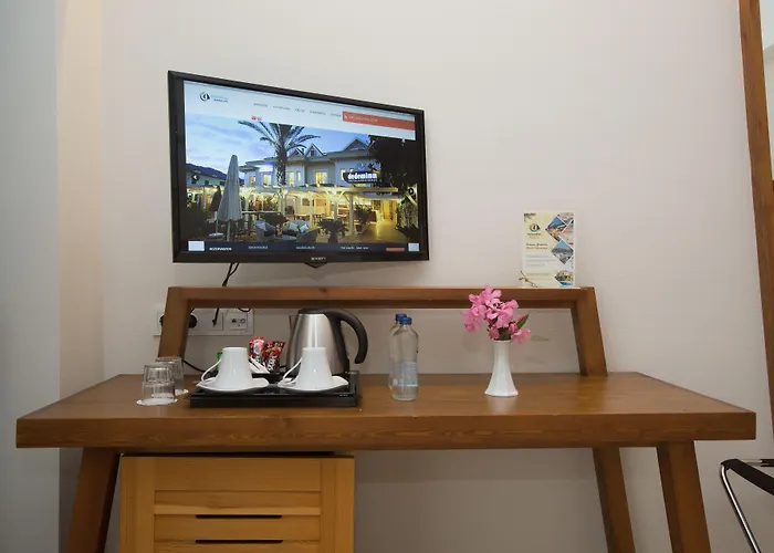 Dedeminn Marina Hotel 3*