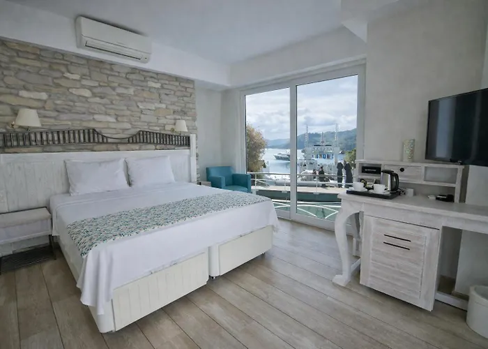 Dedeminn Marina 3* Göcek