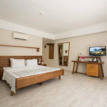 Dedeminn Marina Otel Göcek