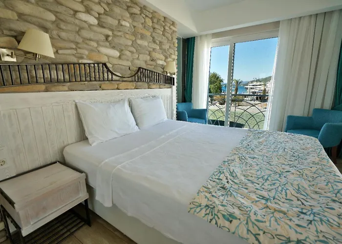 Hotel Dedeminn Marina 3*