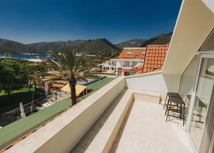 Dedeminn Marina Hotel 3*